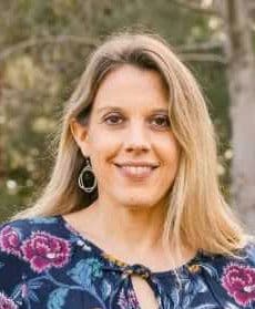 Isabelle Bart headshot